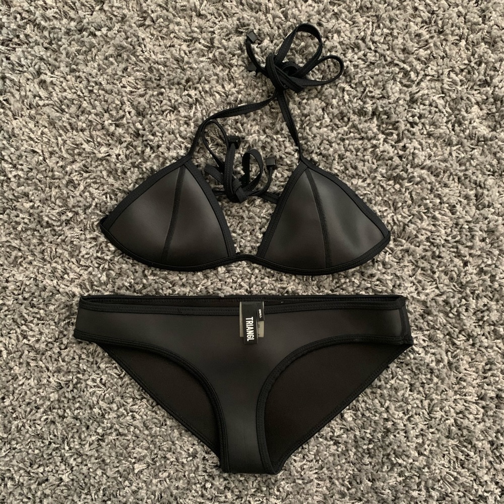 ❌❌SOLD❌❌Triangl bikini set 🖤